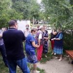 8 июля площадкой для встречи депутата Вячеслава Тарасова с жителями пос. Северный стал дворовая территория домов 5 и 7а по улице Куприянова
